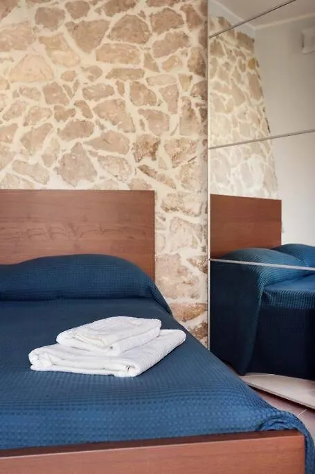 Villa Con Piscina Vista Mare E Etna أوغوستا